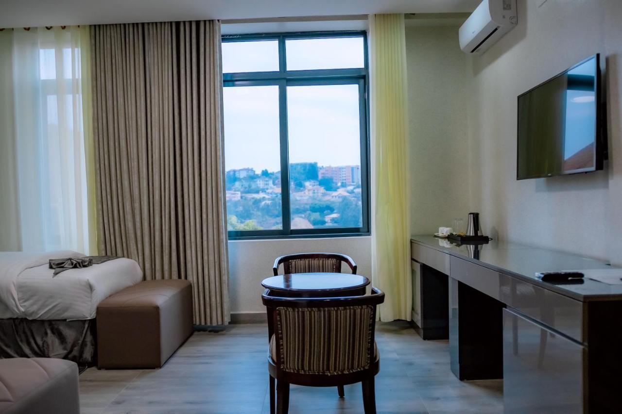 Grazia Apartment Hotel Kigali Exteriör bild