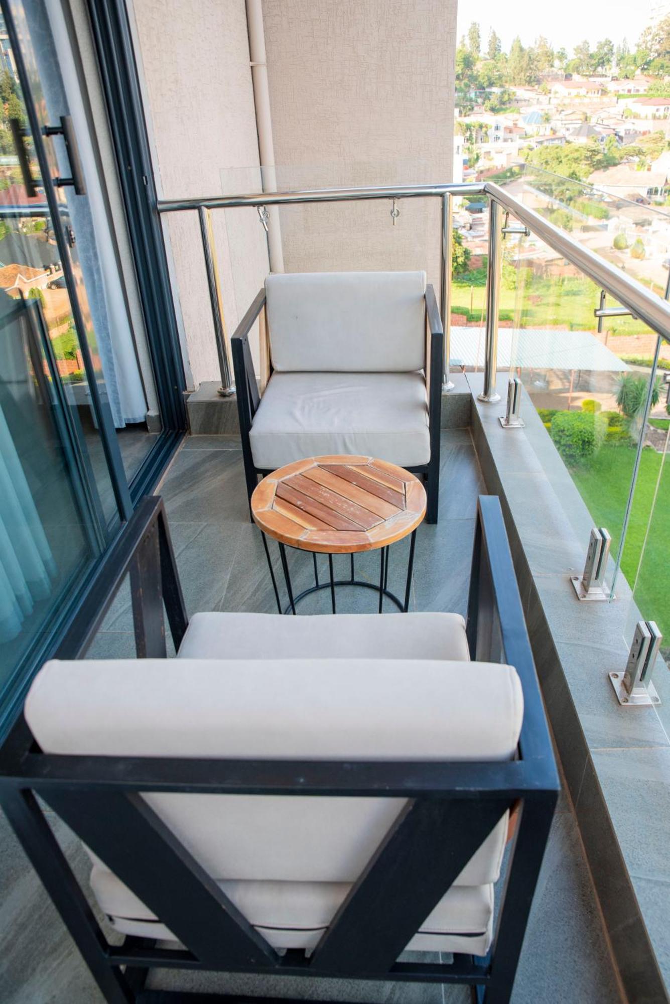 Grazia Apartment Hotel Kigali Exteriör bild